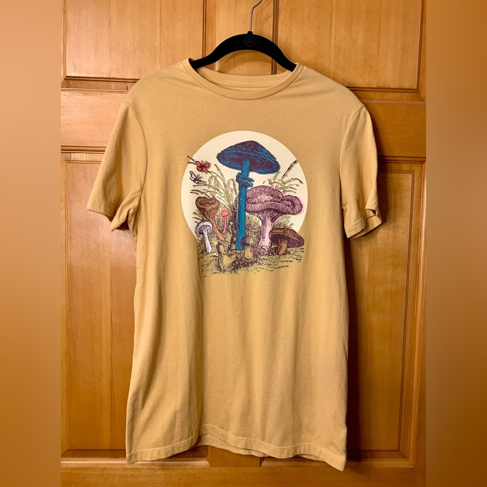 Goodfellow & Co Mustard Crewneck Tee